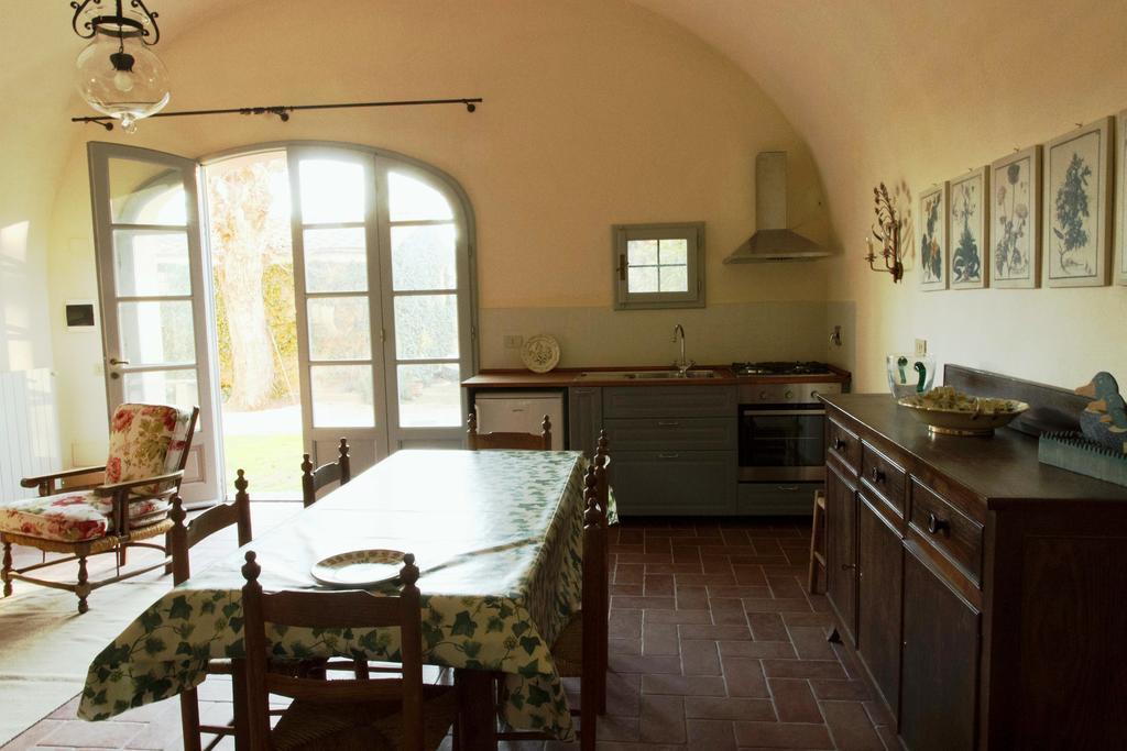 Agriturismo La Volta Villa Cascina Habitación foto