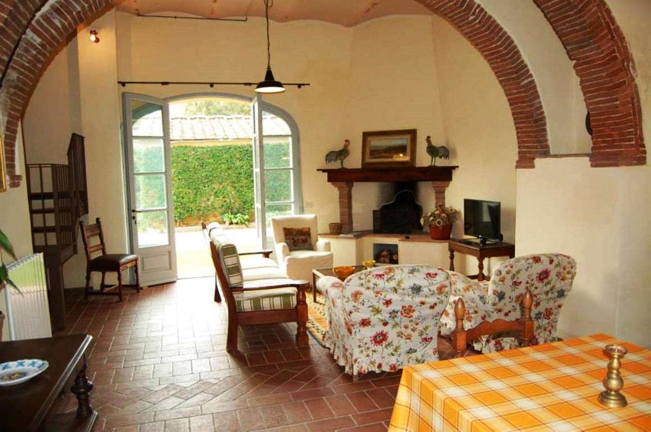 Agriturismo La Volta Villa Cascina Habitación foto